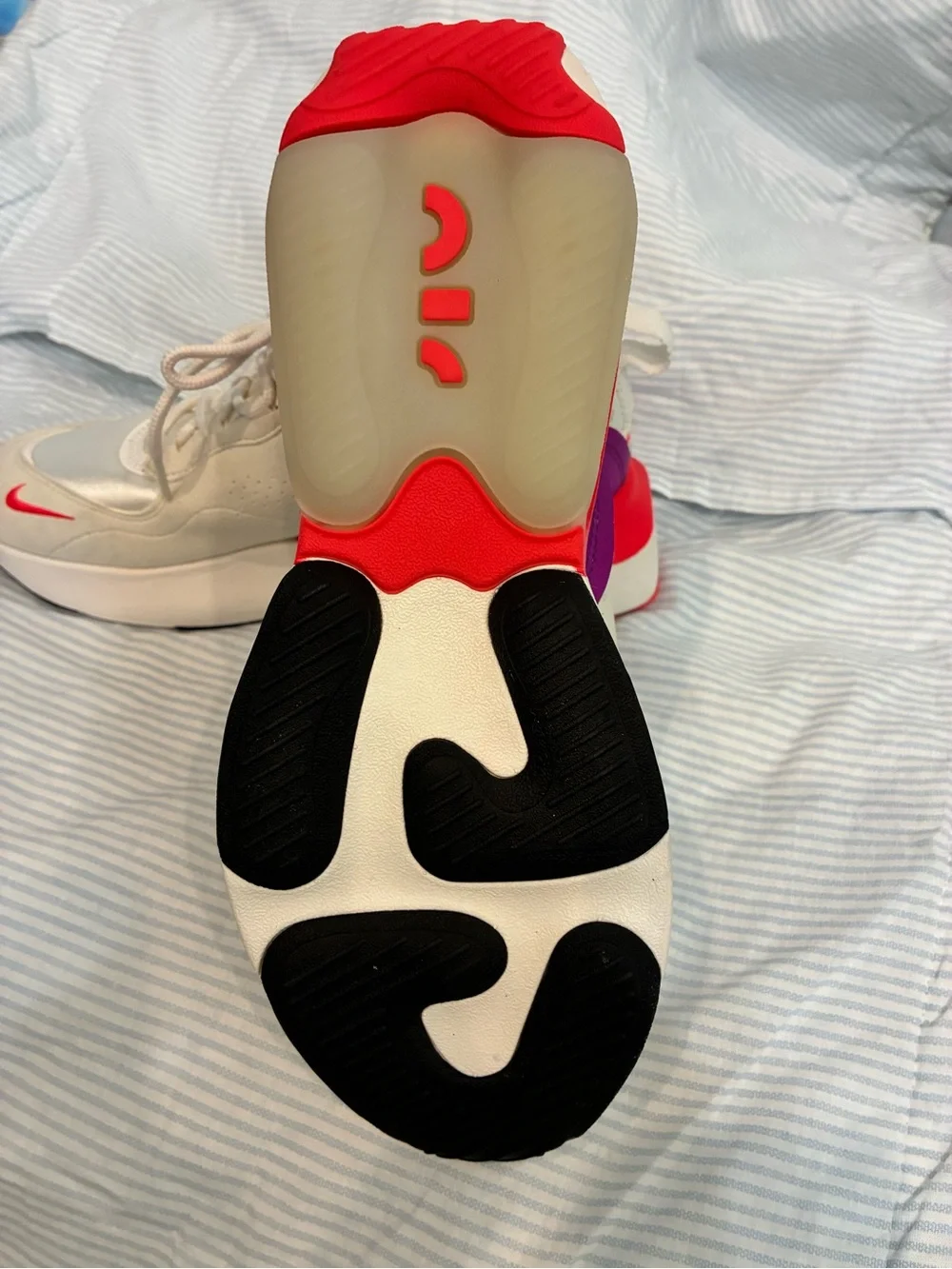 Nike women’s air
